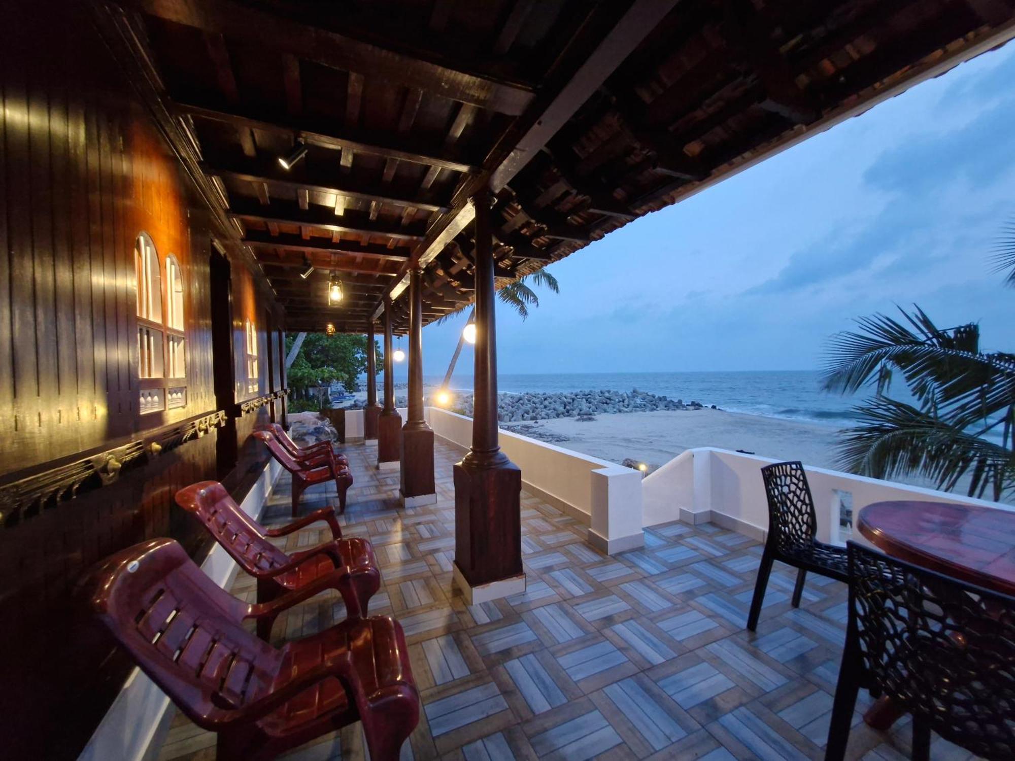 Seabreeze Marari Apartment Alappuzha ภายนอก รูปภาพ